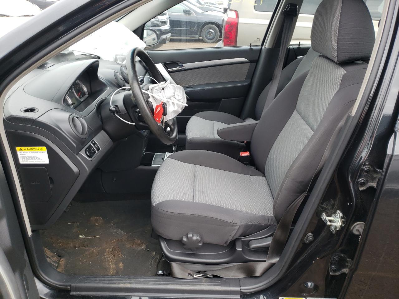 Photo 5 from auction – 2010 CHEVROLET AVEO LS with VIN KL1TD6DE9AB048085