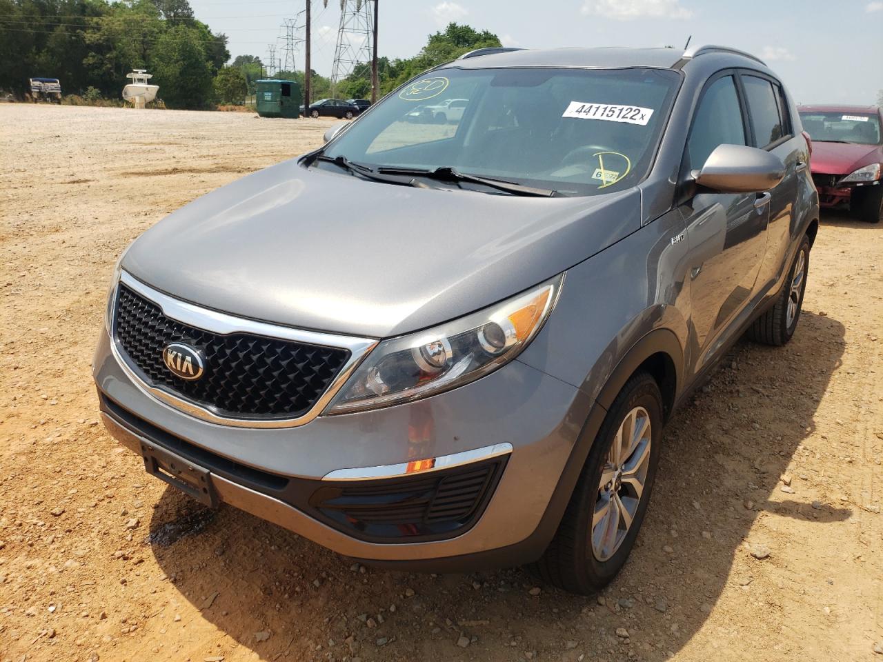 Photo 2 from auction – 2016 KIA SPORTAGE L with VIN KNDPBCAC2G7798876