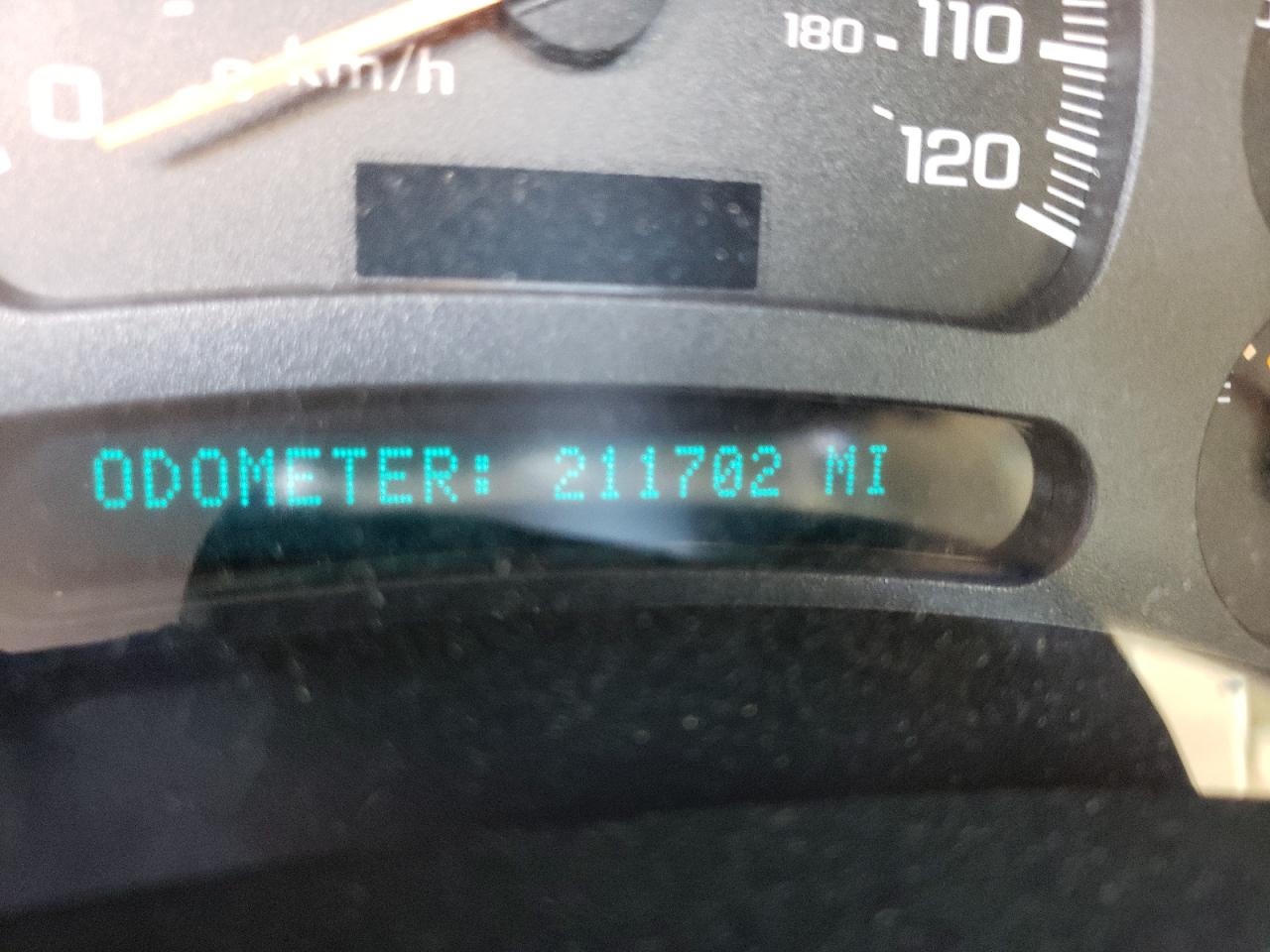 Photo 8 from auction – 2004 CHEVROLET AVALANCHE with VIN 3GNEC12T24G123186
