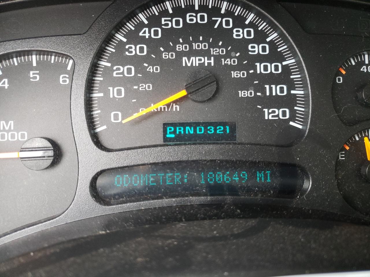 Photo 8 from auction – 2005 CHEVROLET AVALANCHE with VIN 3GNEK12Z35G229848