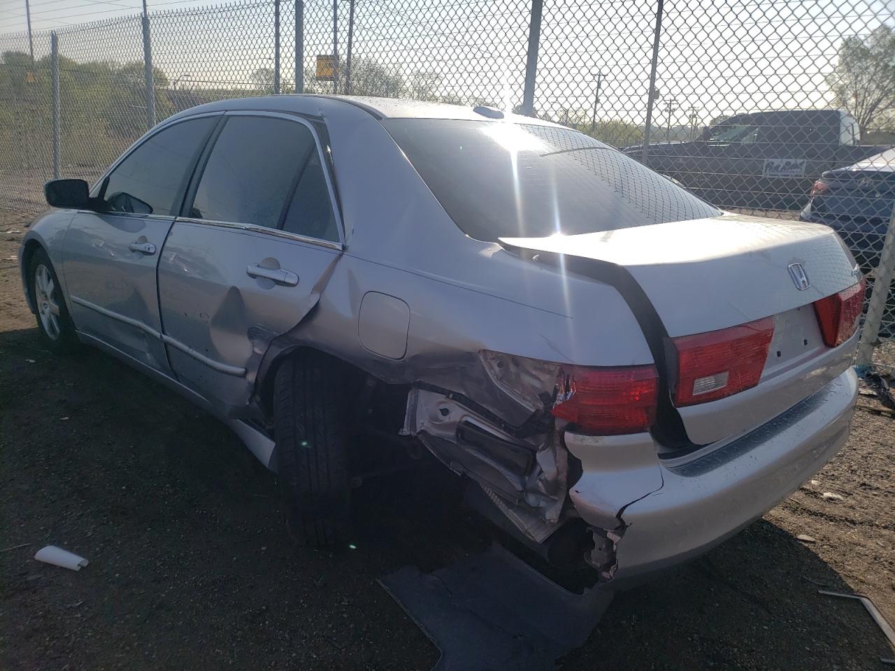 Photo 16 from auction – 2005 HONDA ACCORD EX with VIN 1HGCM66885A064355