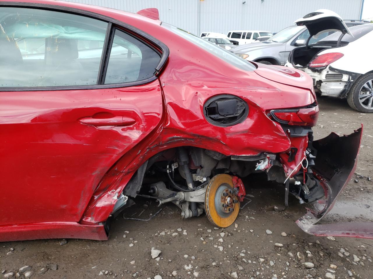 Photo 9 from auction – 2018 ALFA ROMEO GIULIA with VIN ZARFAEBN3J7581778