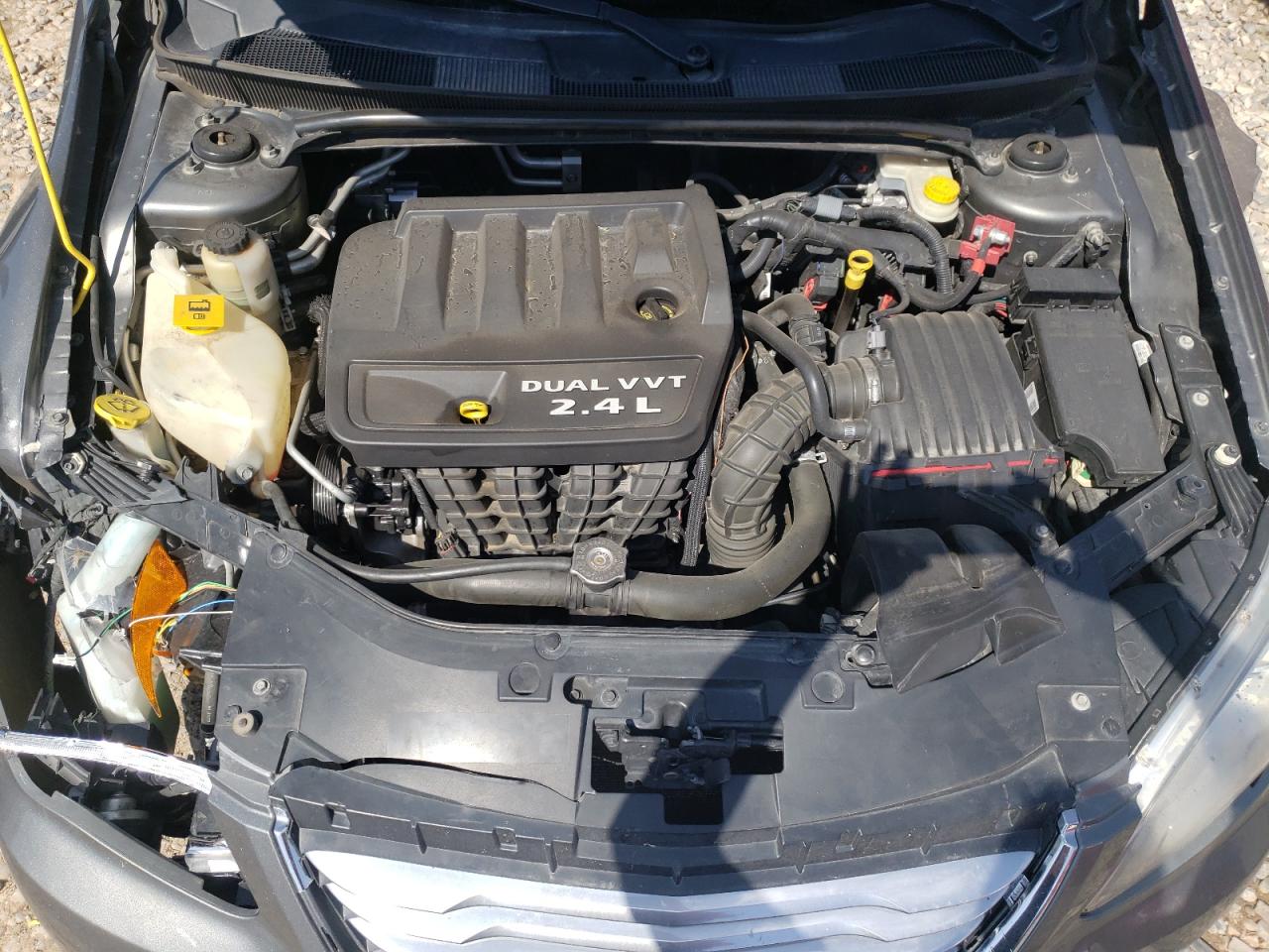 Photo 7 from auction – 2012 CHRYSLER 200 LX with VIN 1C3CCBAB0CN223988