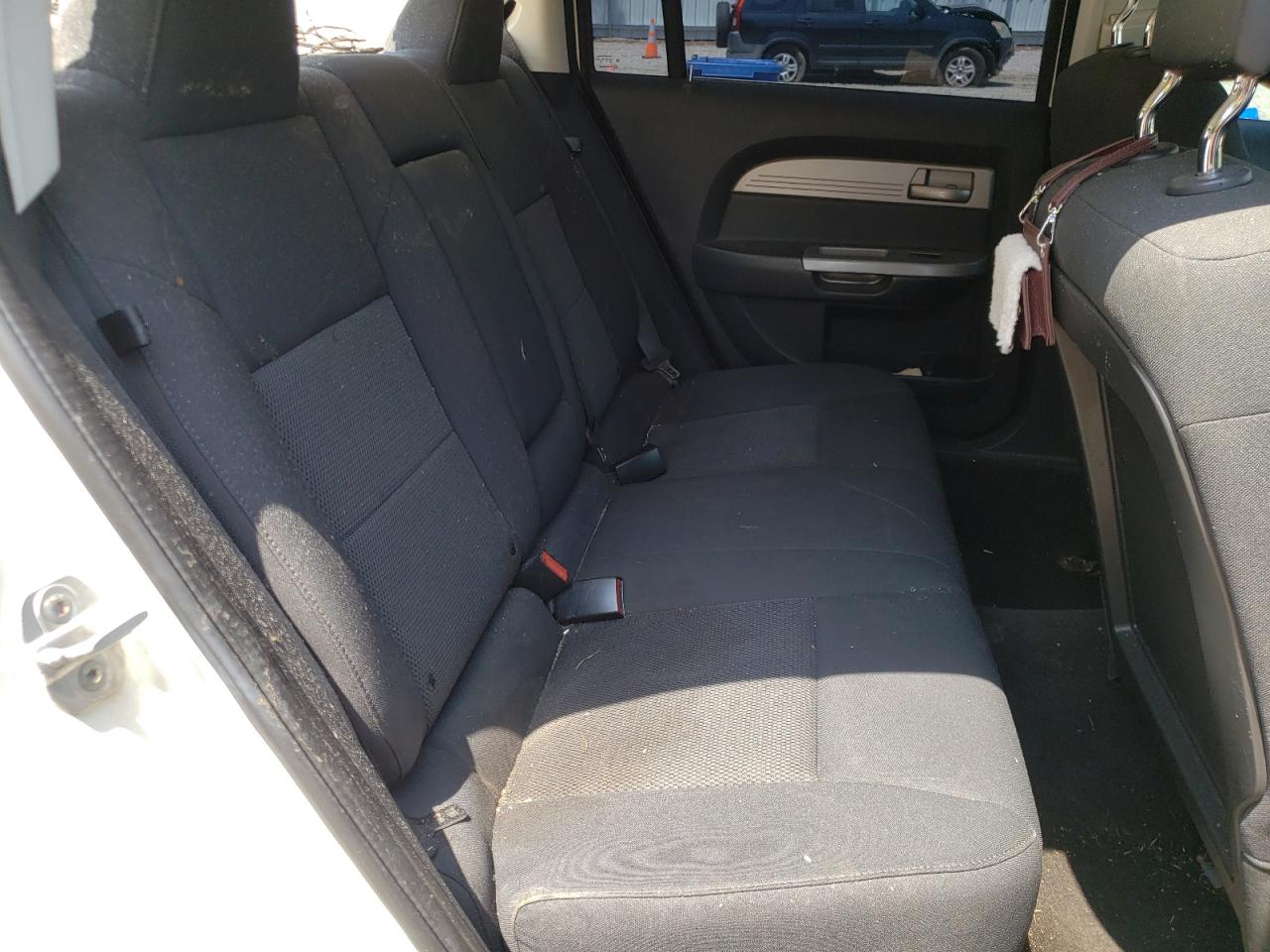 Photo 6 from auction – 2010 CHRYSLER SEBRING TO with VIN 1C3CC4FB4AN198045