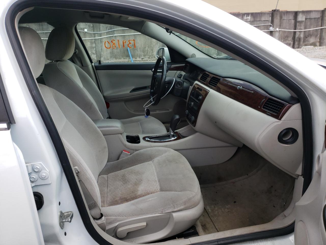 Photo 5 from auction – 2011 CHEVROLET IMPALA LT with VIN 2G1WG5EK6B1223205