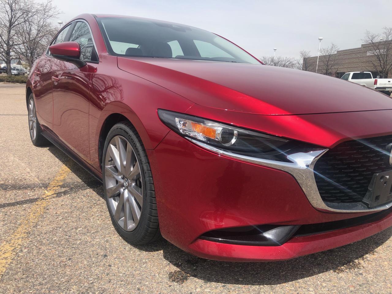 MAZDA 3 SELECT 2019 with VIN 3MZBPAAL8KM109175 - Photo from auction