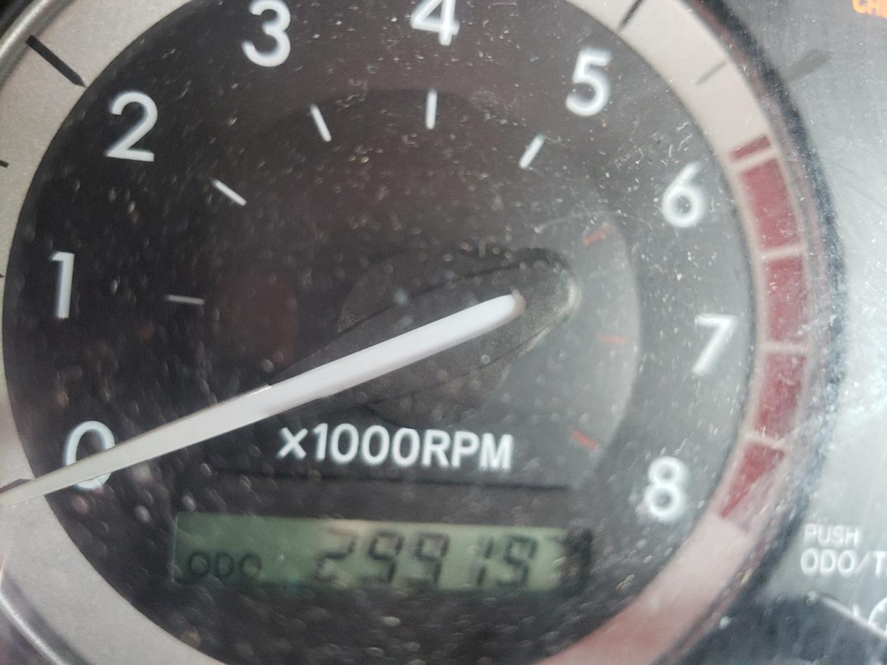 Photo 8 from auction – 2005 TOYOTA SIENNA XLE with VIN 5TDBA22C55S047389