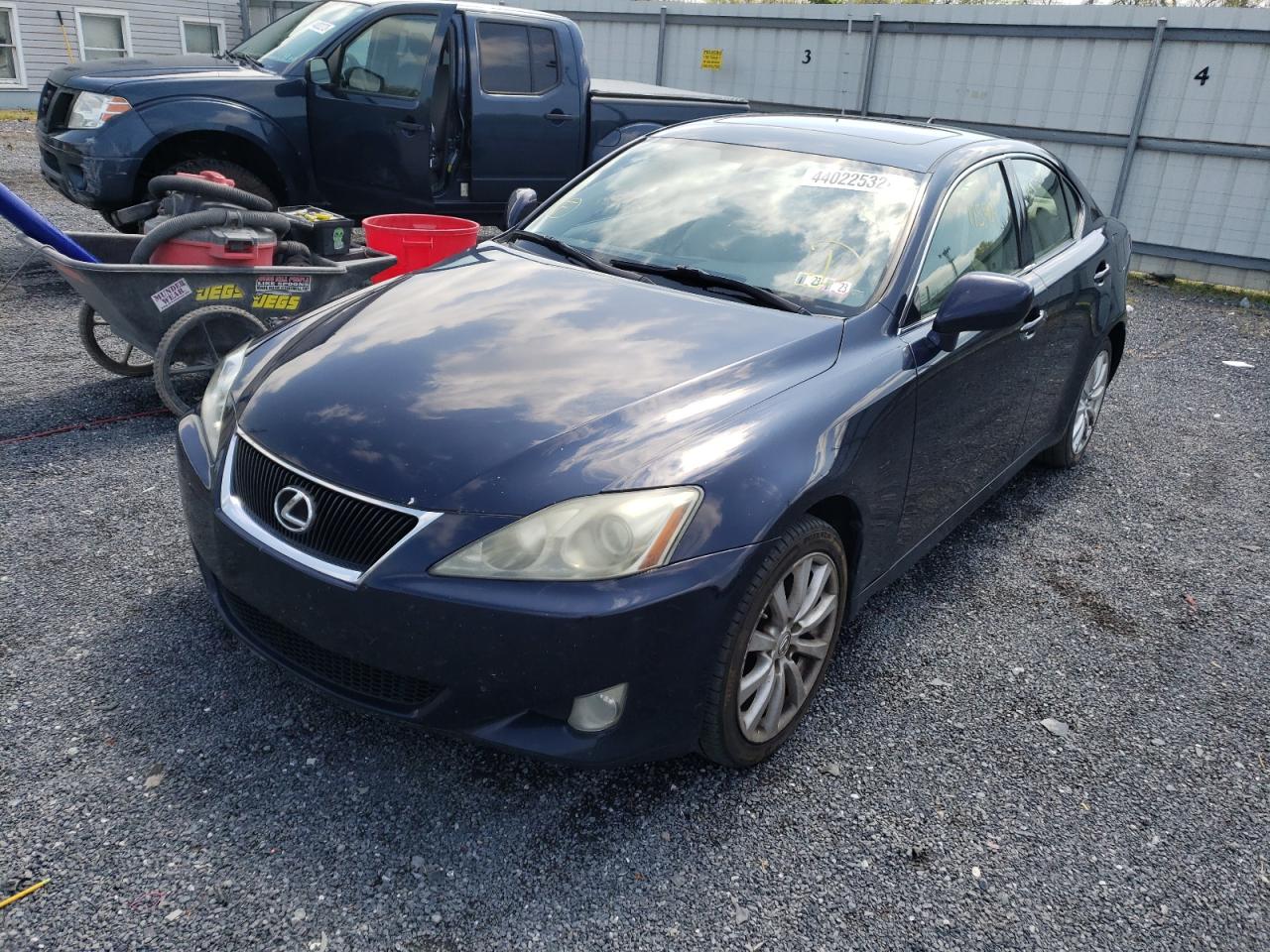 Photo 2 from auction – 2007 LEXUS IS 250 with VIN JTHCK262075015184