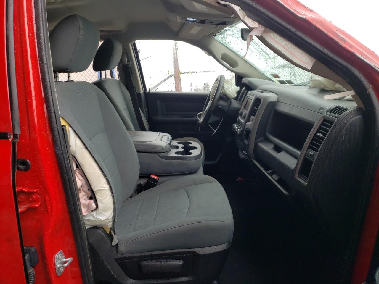 Photo 5 from auction – 2017 RAM 1500 ST with VIN 1C6RR6FG6HS639723