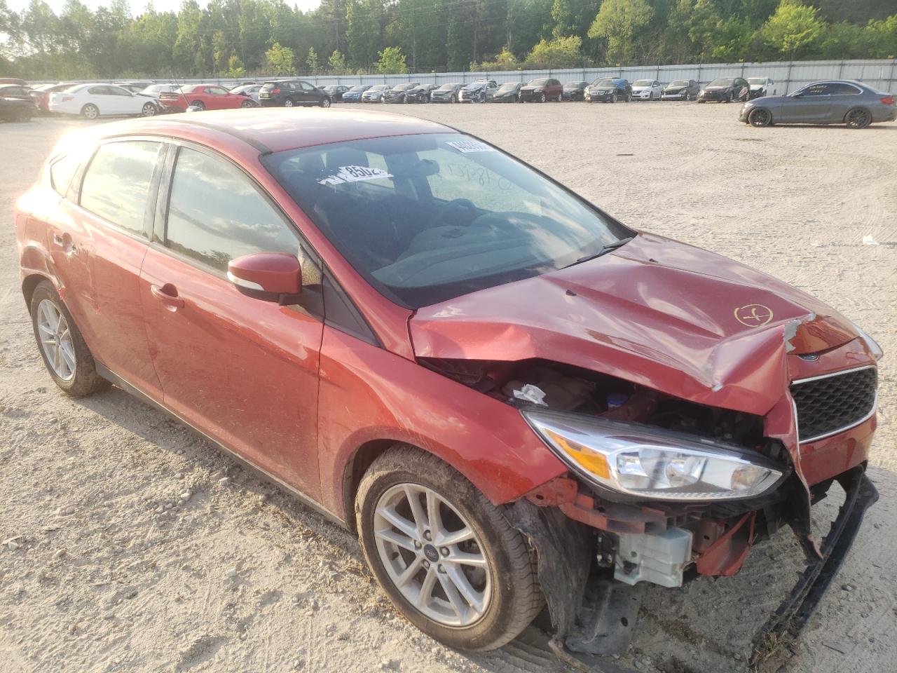 Photo 13 from auction – 2018 FORD FOCUS SE with VIN 1FADP3K23JL264767
