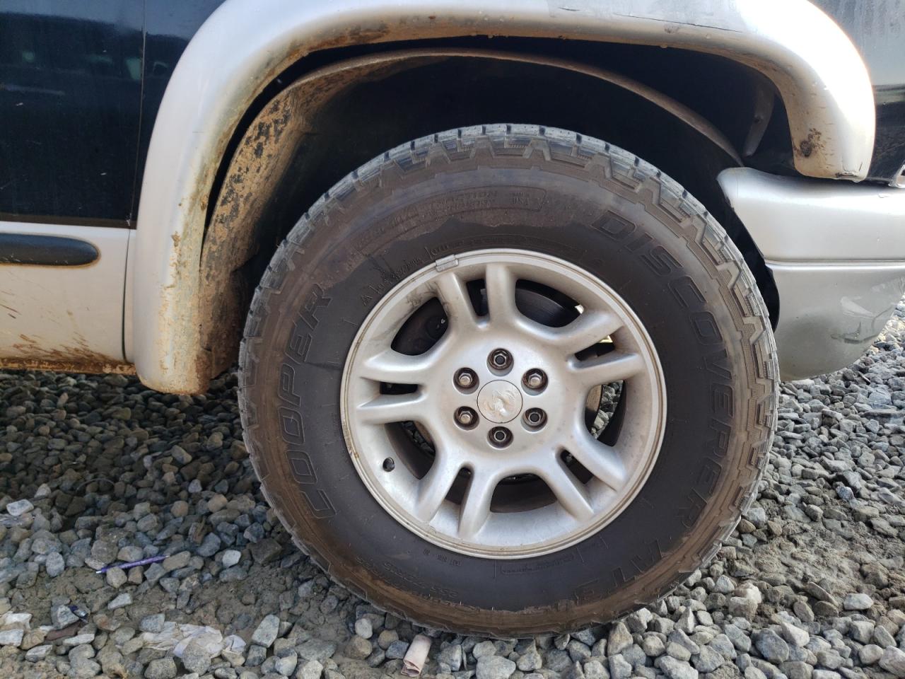 Photo 9 from auction – 2003 DODGE DAKOTA QUA with VIN 1D7HL48N53S119193