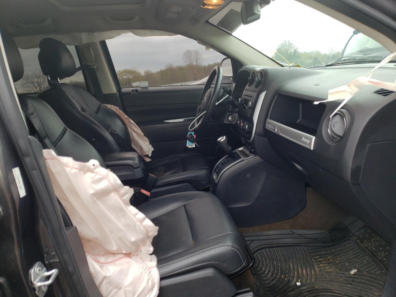 Photo 5 from auction – 2017 JEEP COMPASS LA with VIN 1C4NJDEB5HD109207