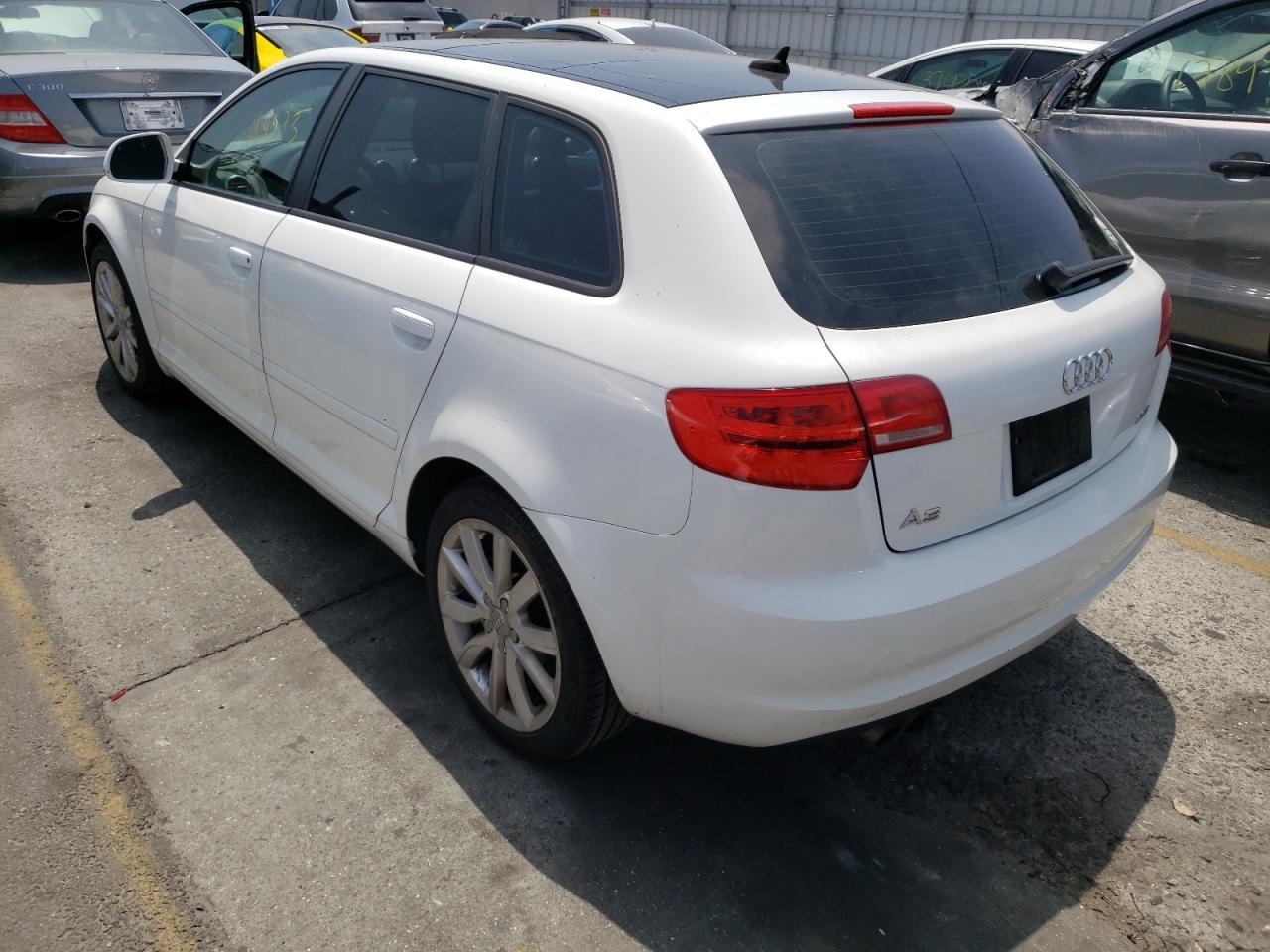 Photo 3 from auction – 2009 AUDI A3 2.0T with VIN WAUHE78P39A055027