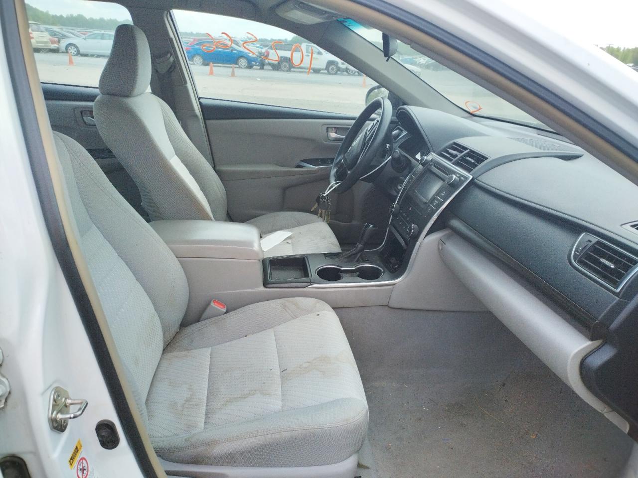 Photo 5 from auction – 2015 TOYOTA CAMRY LE with VIN 4T1BF1FK5FU039783