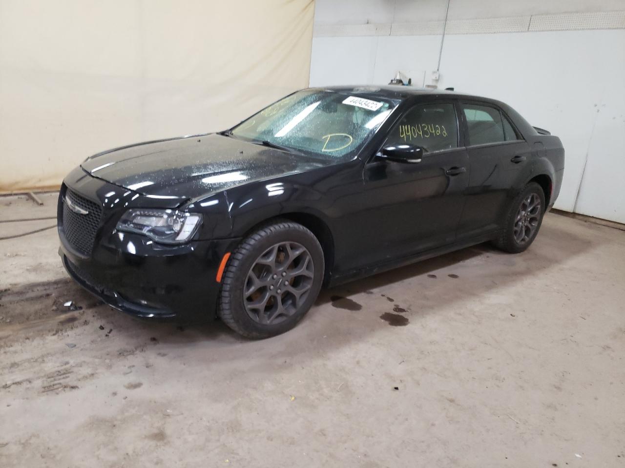 Photo 2 from auction – 2017 CHRYSLER 300 S with VIN 2C3CCAGG1HH530289