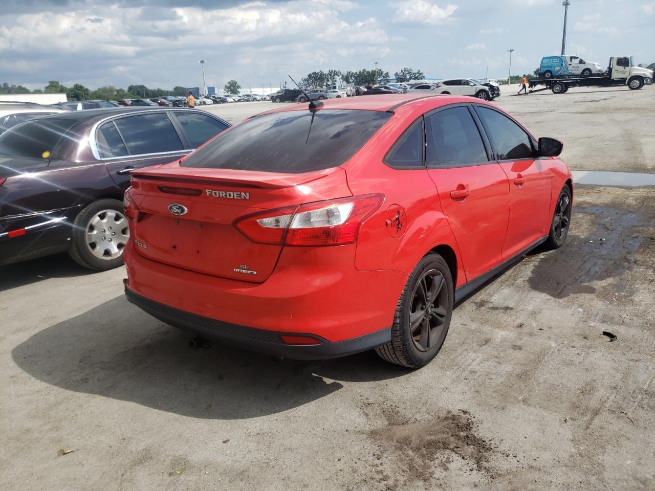 Photo 4 from auction – 2014 FORD FOCUS SE with VIN 1FADP3F27EL165238