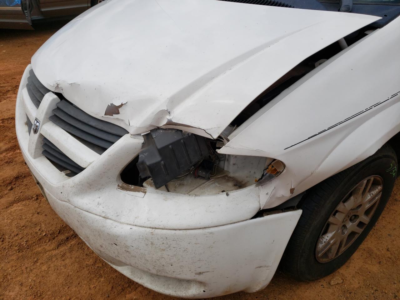 Фото 9 с аукциона – 2005 DODGE GRAND CARA с VIN 1D4GP24RX5B192153