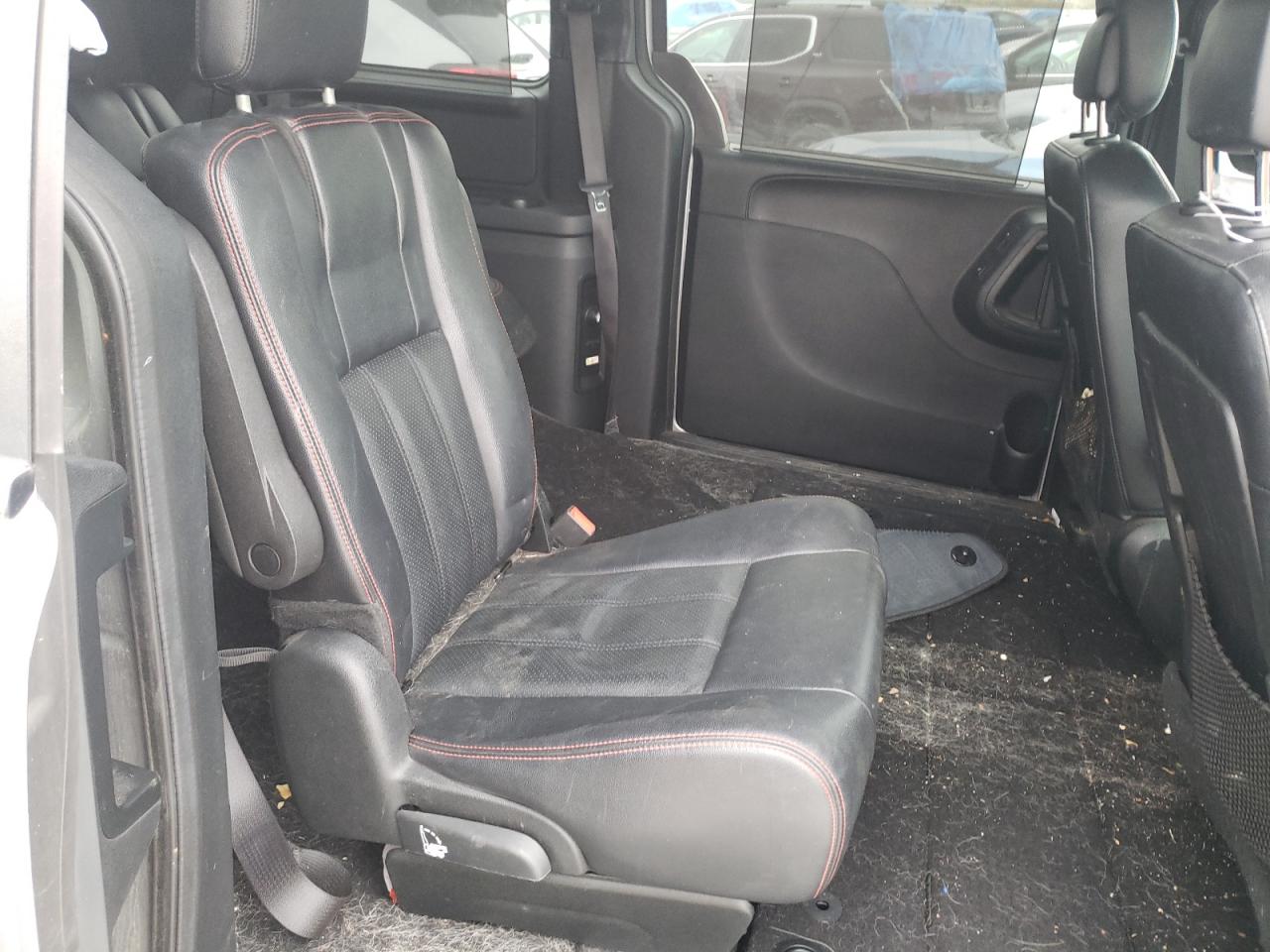 Photo 6 from auction – 2017 DODGE GRAND CARA with VIN 2C4RDGEG9HR842685
