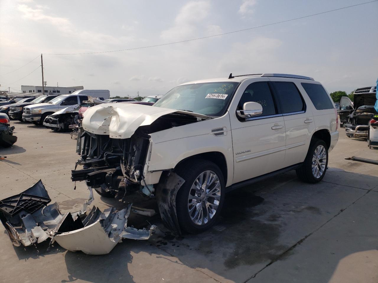 Photo 2 from auction – 2013 CADILLAC ESCALADE P with VIN 1GYS4CEF5DR186464