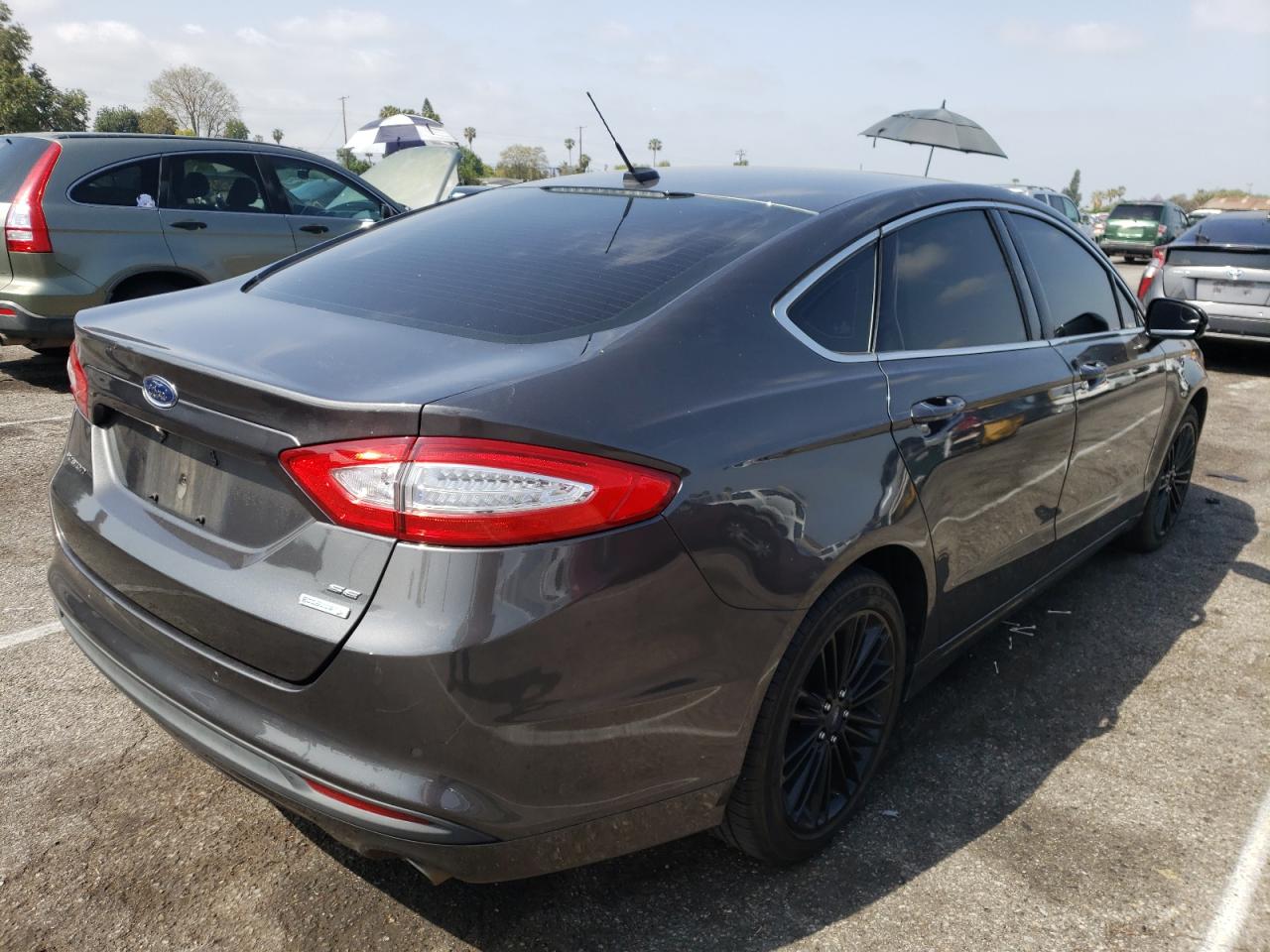 Photo 4 from auction – 2016 FORD FUSION SE with VIN 3FA6P0HD2GR342031