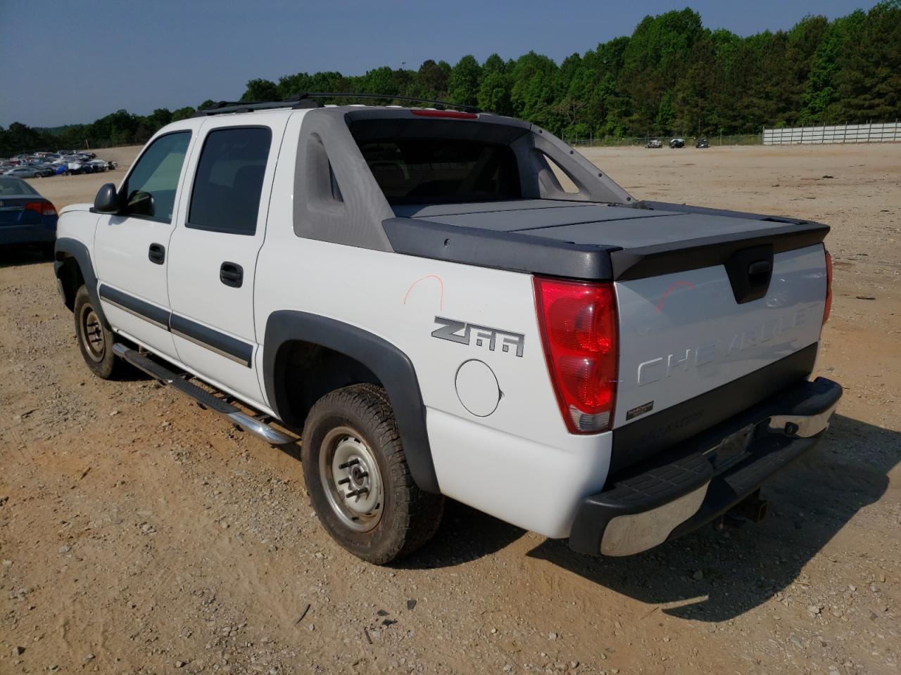 Photo 3 from auction – 2004 CHEVROLET AVALANCHE with VIN 3GNEC12T24G123186