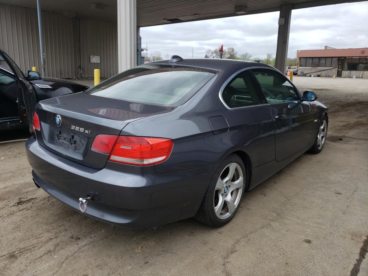 Photo 4 from auction – 2008 BMW 328 XI with VIN WBAWC33548PD08835