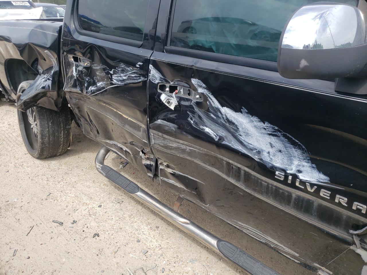 Photo 9 from auction – 2011 CHEVROLET SILVERADO with VIN 3GCPCSE07BG355028