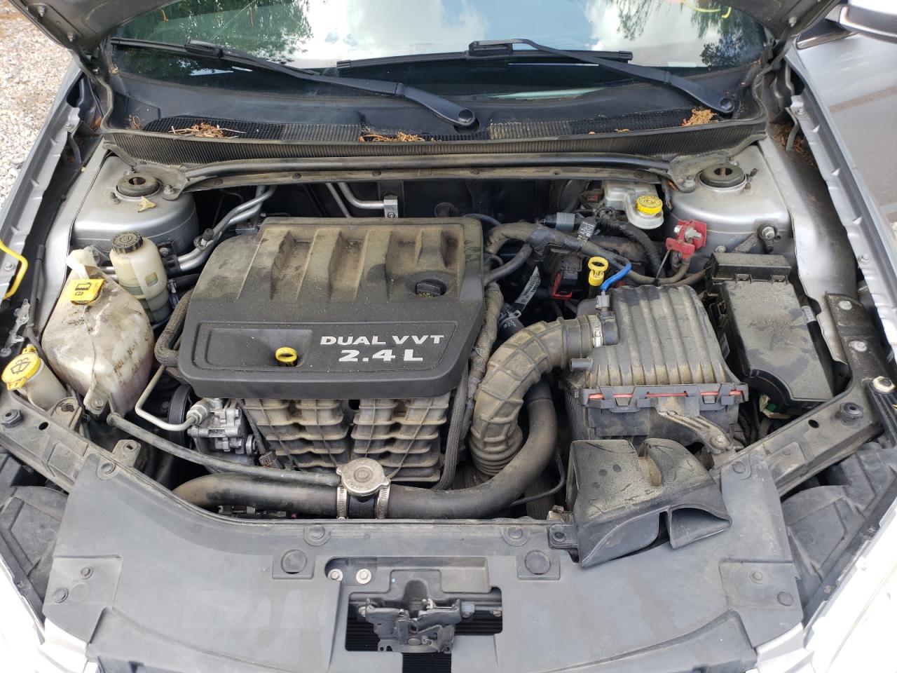 Photo 7 from auction – 2014 CHRYSLER 200 LX with VIN 1C3CCBAB6EN123963