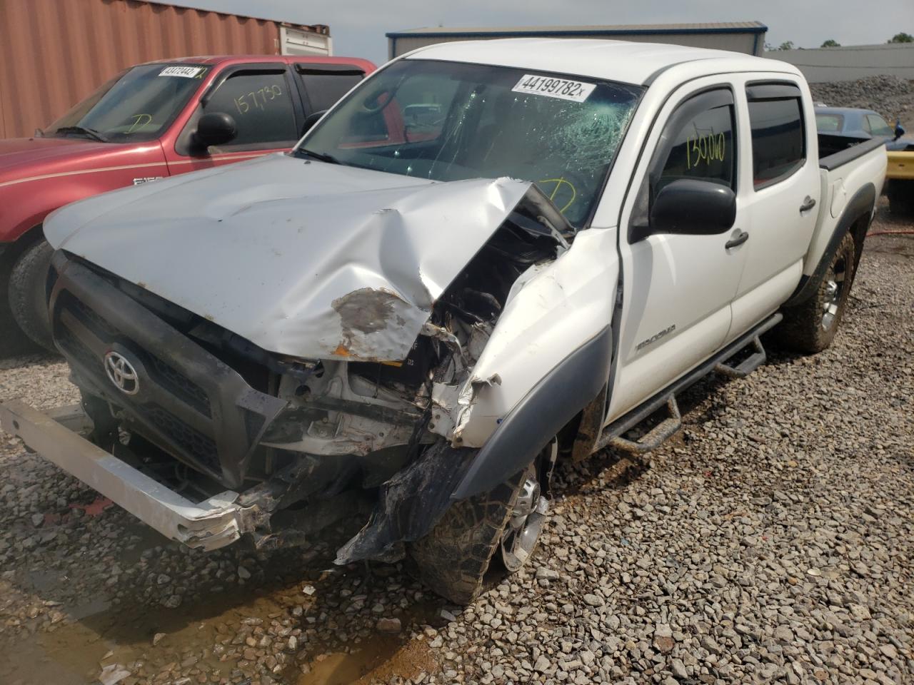 Photo 2 from auction – 2011 TOYOTA TACOMA DOU with VIN 5TFLU4EN1BX006297