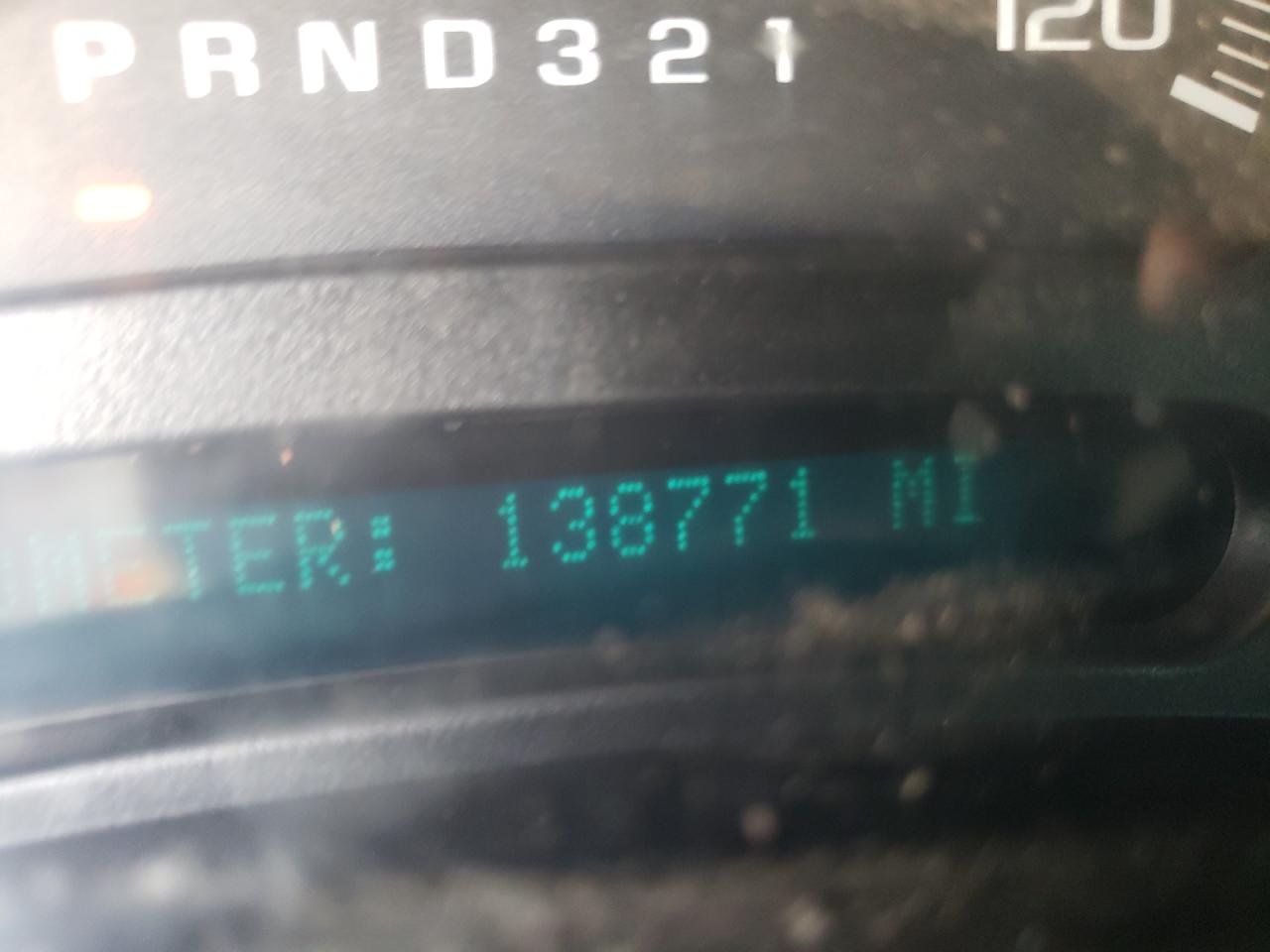 Photo 8 from auction – 2004 CHEVROLET SILVERADO with VIN 2GCEC19V041153070