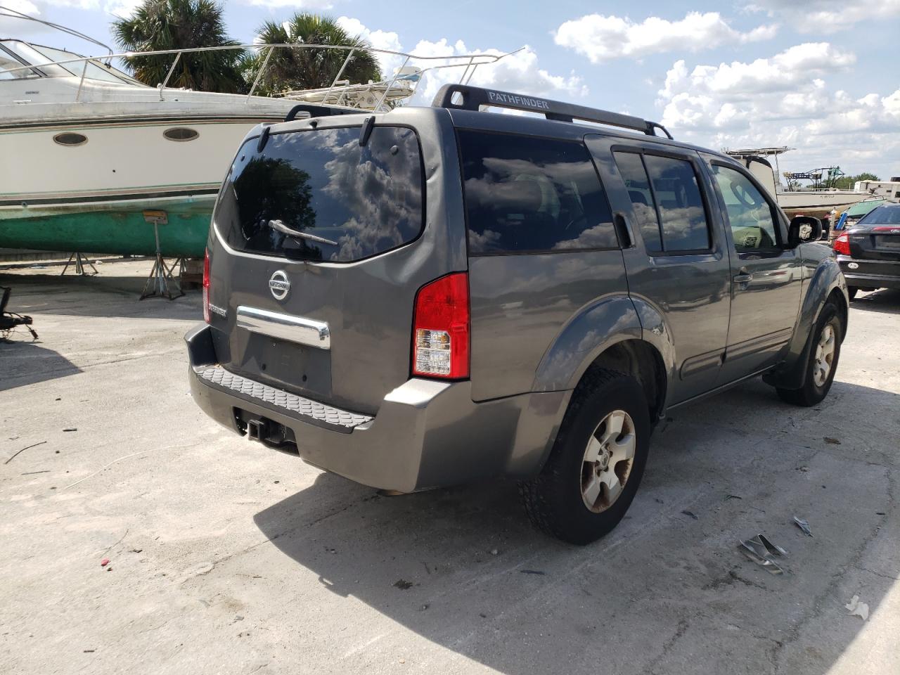 Photo 4 from auction – 2006 NISSAN PATHFINDER with VIN 5N1AR18U76C602209