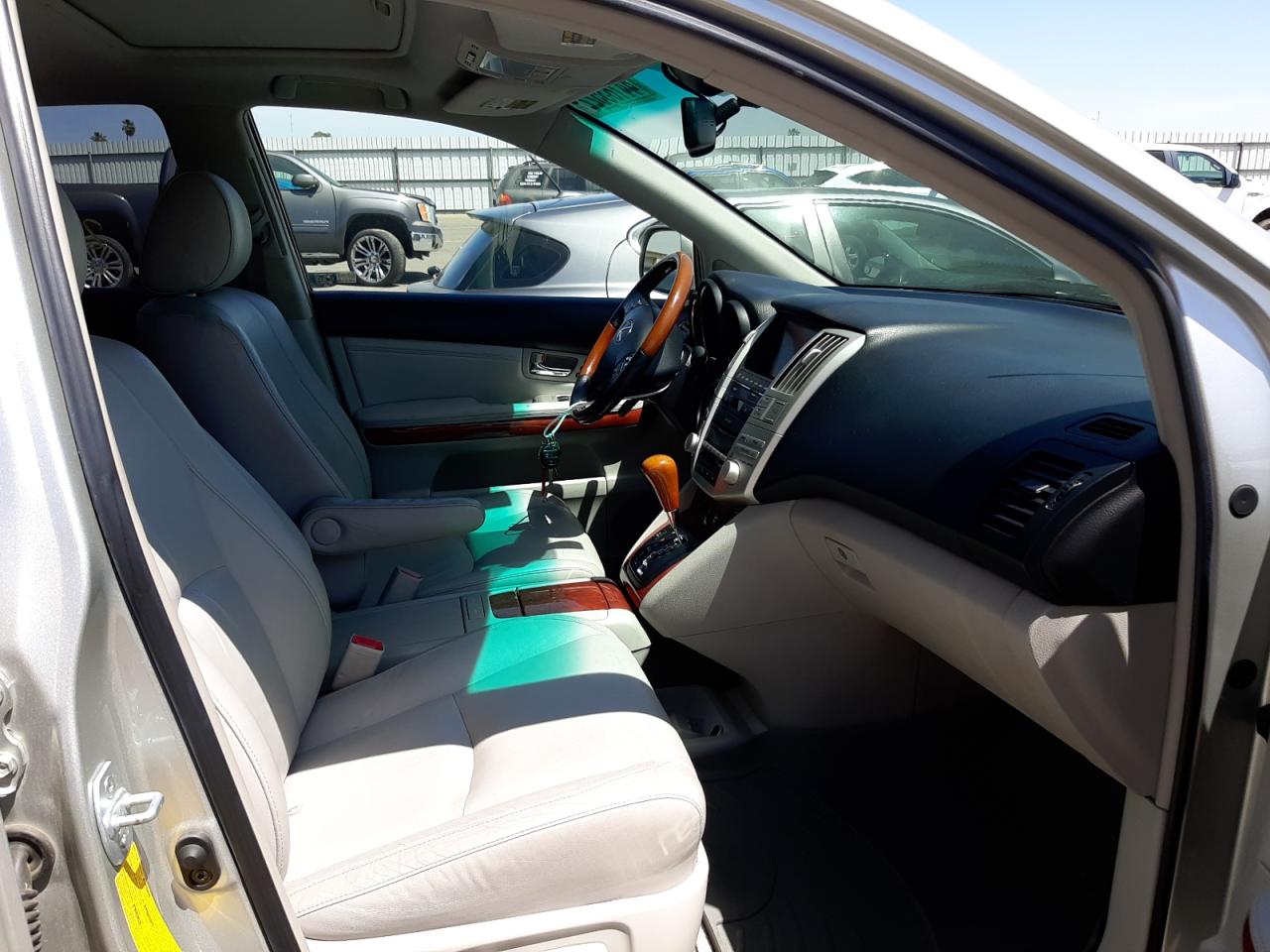 Photo 5 from auction – 2008 LEXUS RX 350 with VIN JTJGK31U589852084