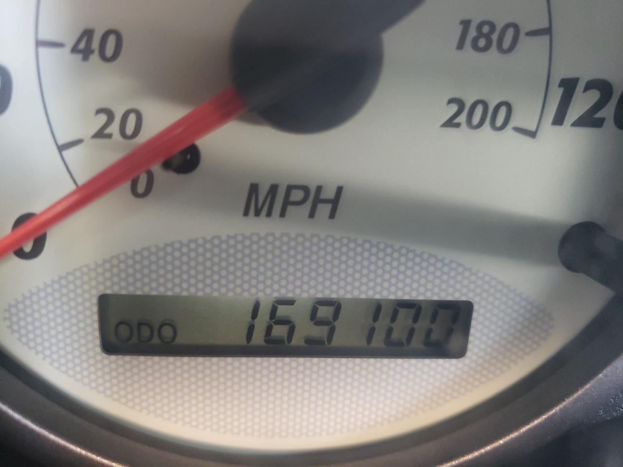 Photo 8 from auction – 2002 TOYOTA RAV4 with VIN JTEGH20V920080282