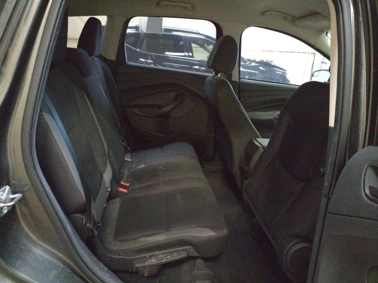 Photo 6 from auction – 2015 FORD ESCAPE S with VIN 1FMCU0F75FUC61286