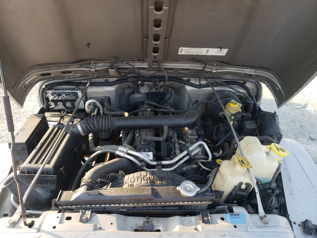 Photo 7 from auction – 2001 JEEP WRANGLER / with VIN 1J4FA49S21P346704