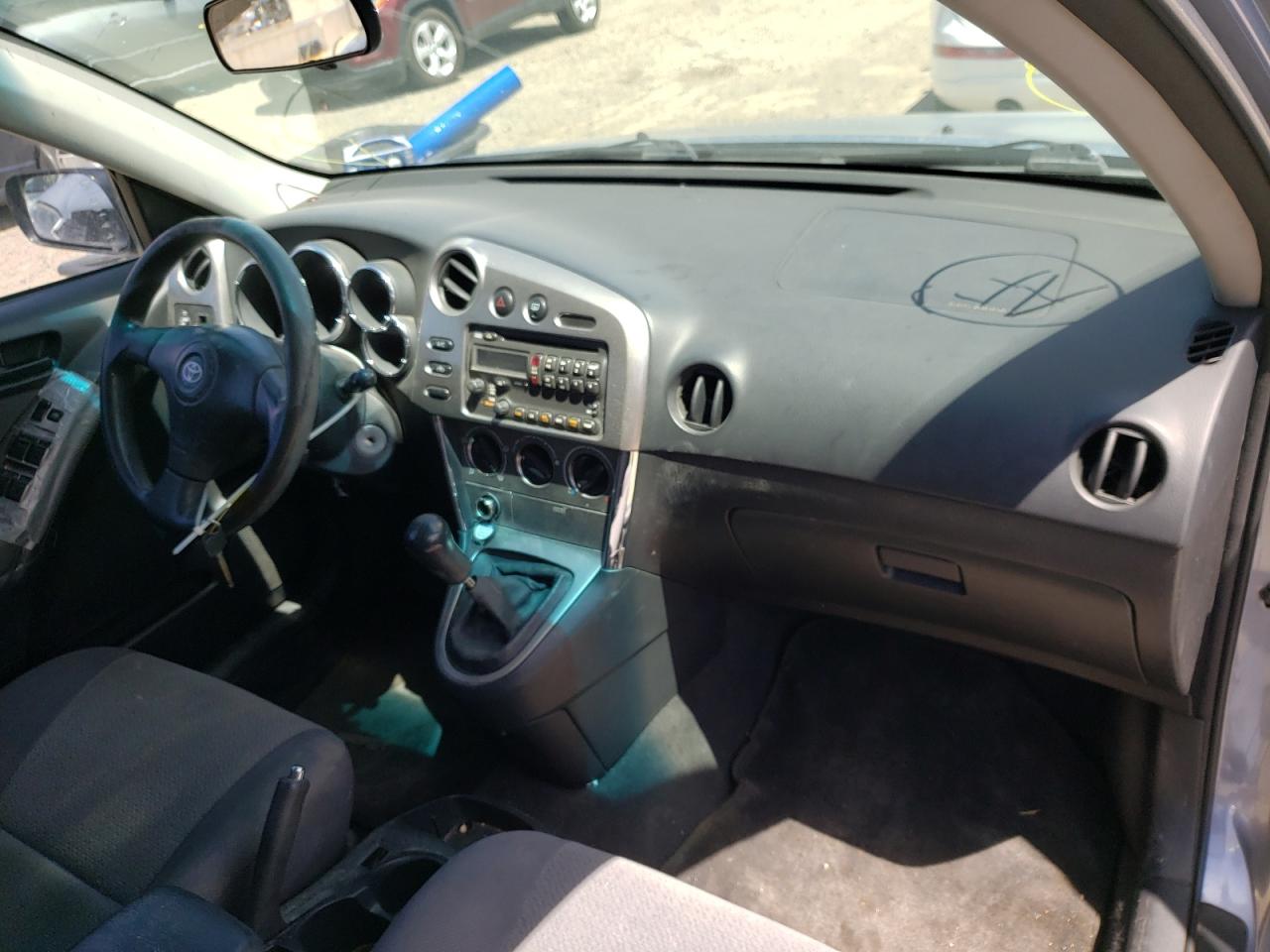 Photo 9 from auction – 2003 TOYOTA MATRIX SW with VIN 2T1KR32E13C017117