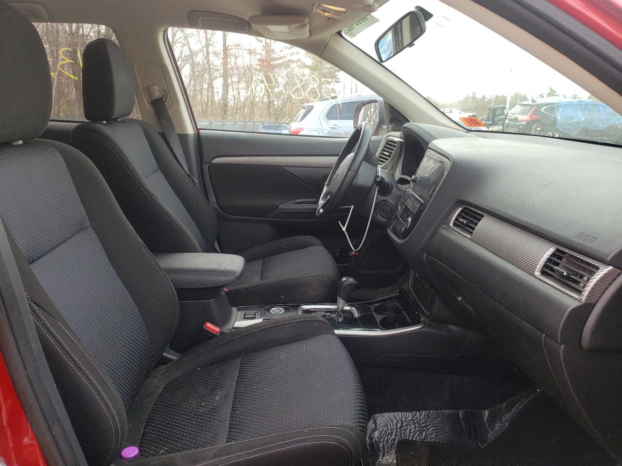 Photo 5 from auction – 2017 MITSUBISHI OUTLANDER with VIN JA4AZ3A3XHZ021394