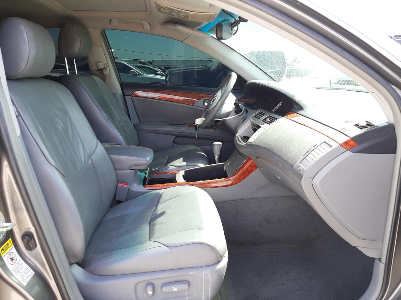 Photo 5 from auction – 2005 TOYOTA AVALON 4D with VIN 4T1BK36B35U053963
