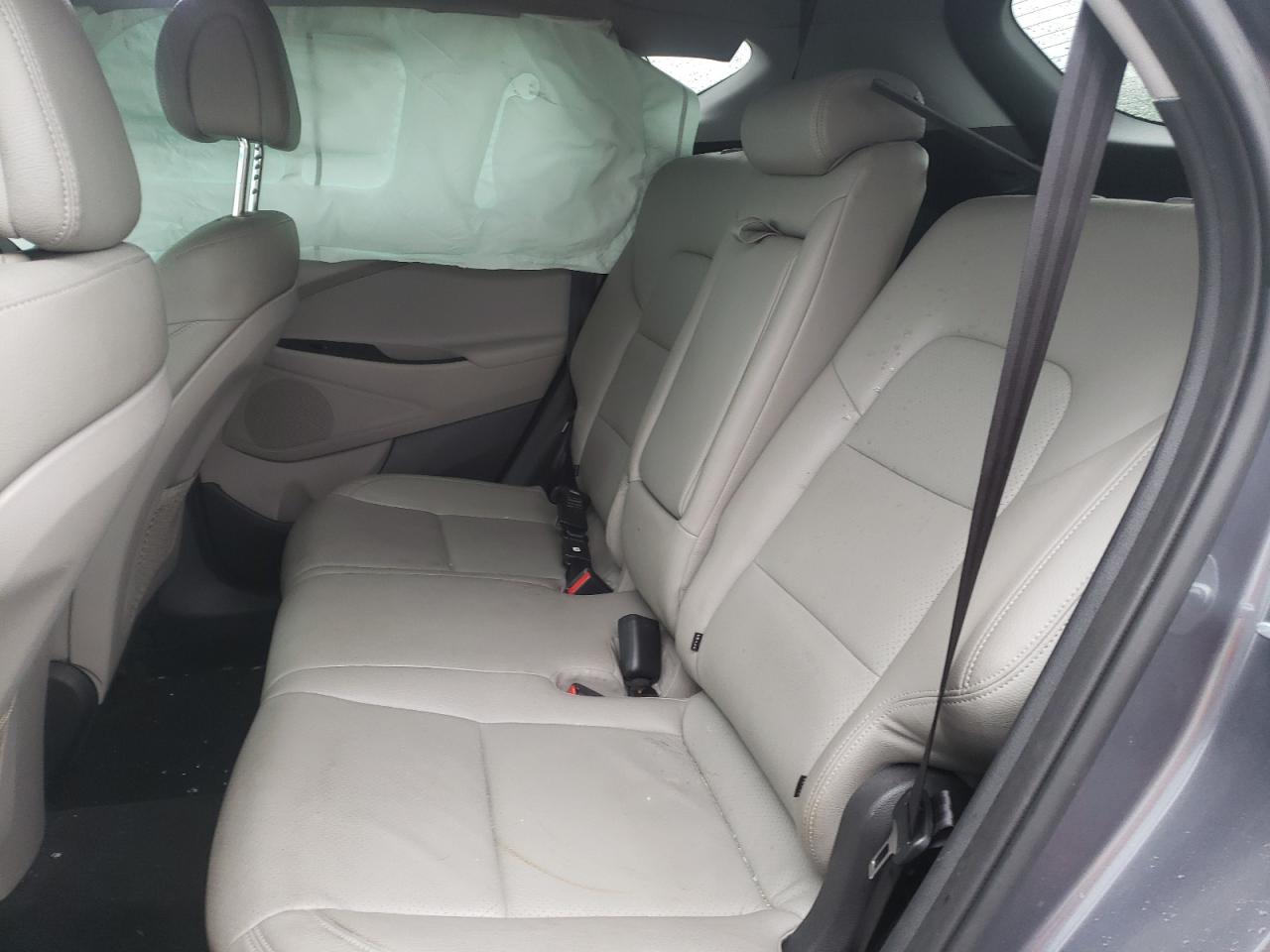 Photo 6 from auction – 2017 HYUNDAI TUCSON LIM with VIN KM8J3CA24HU552274