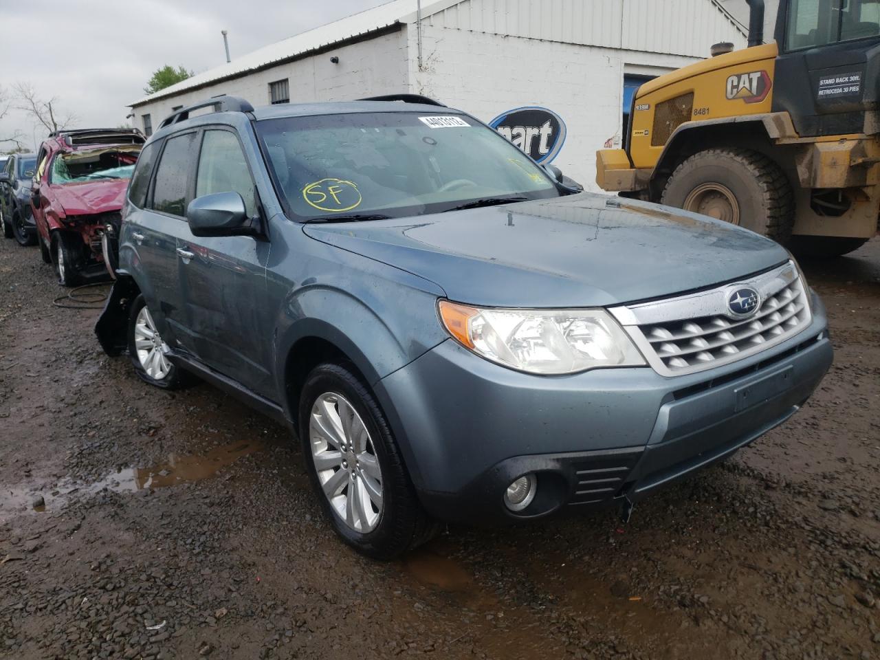 SUBARU FORESTER L 2011 with VIN JF2SHAEC8BH713325 - Photo from auction