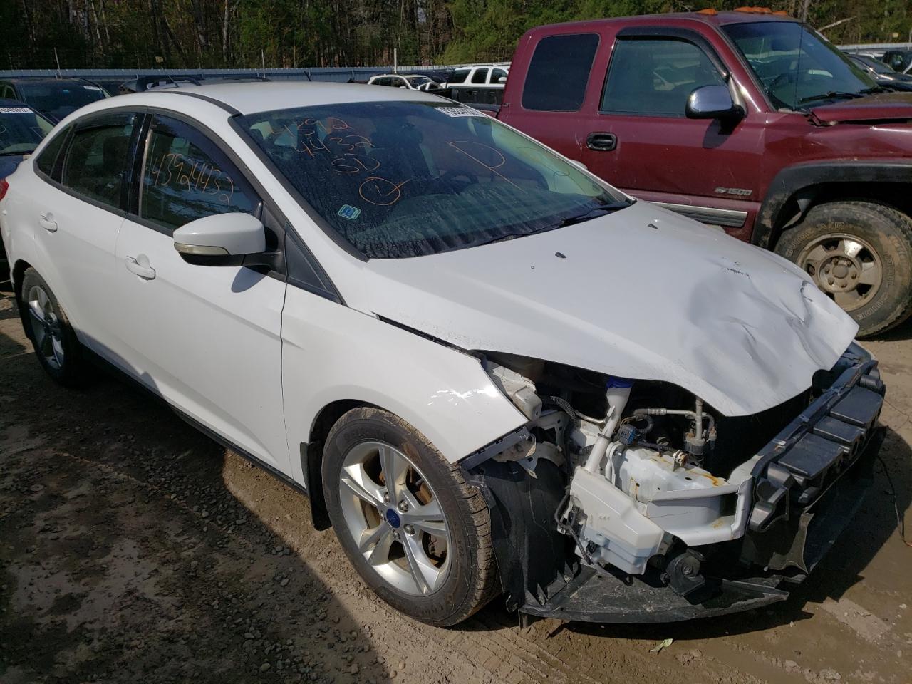 Zdjęcie 1 z aukcji – 2013 FORD FOCUS SE z VIN 1FADP3F21DL311311