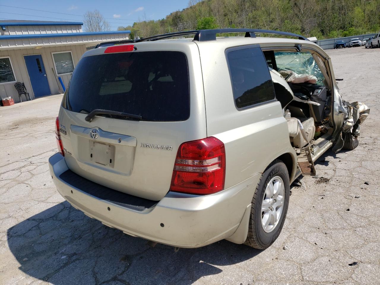 Photo 4 from auction – 2003 TOYOTA HIGHLANDER with VIN JTEHF21A430156109