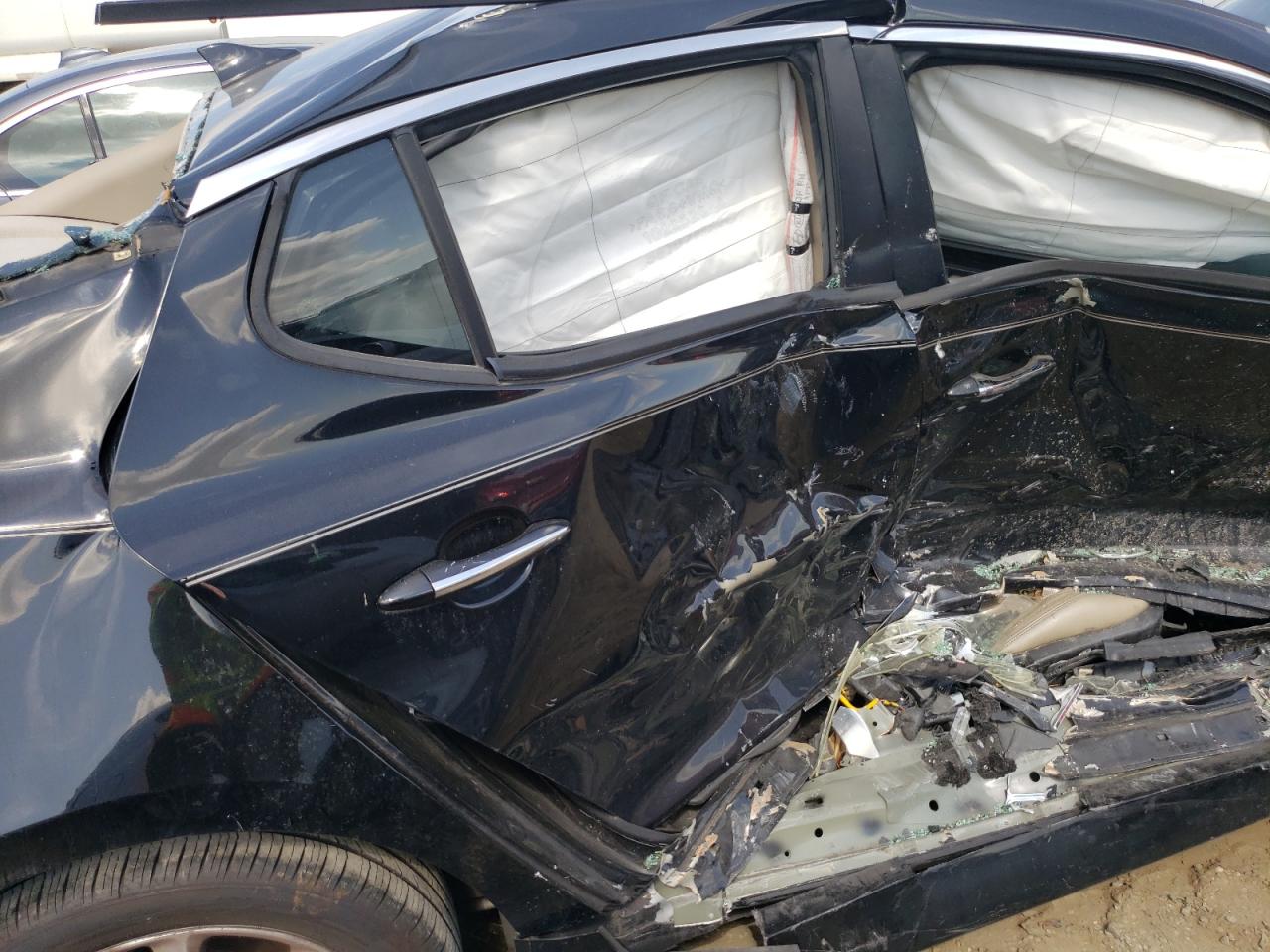 Фото 6 с аукциона – 2012 KIA OPTIMA EX с VIN 5XXGN4A73CG086846