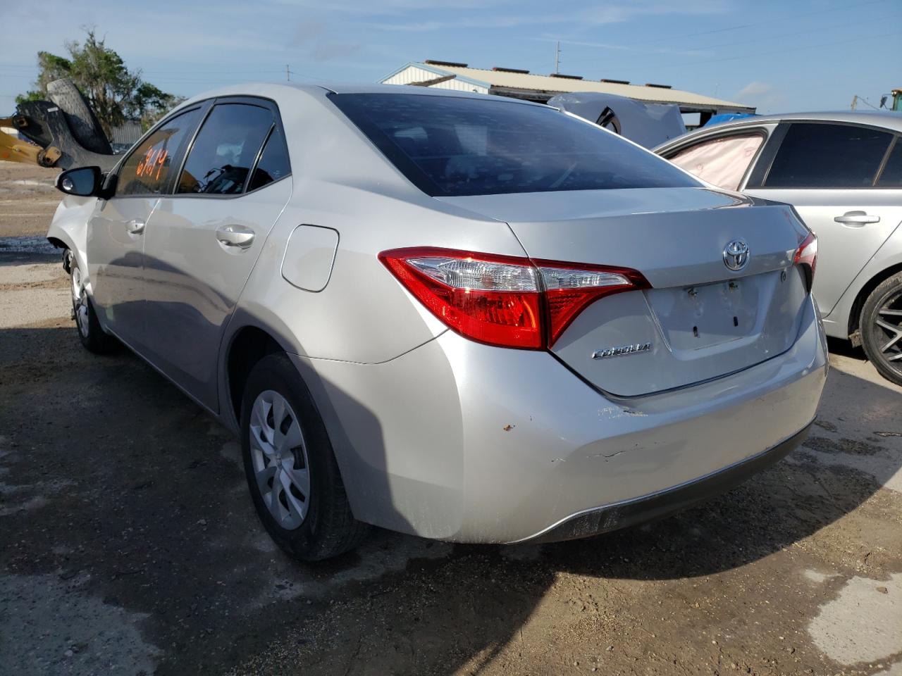 Photo 3 from auction – 2015 TOYOTA COROLLA L with VIN 2T1BURHE1FC345148