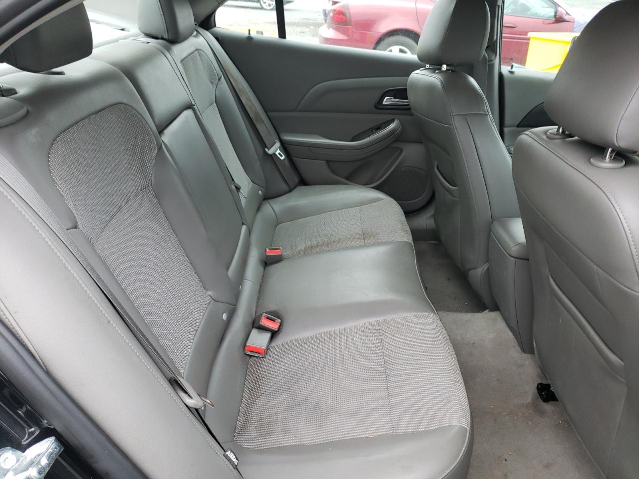 Photo 17 from auction – 2015 CHEVROLET MALIBU 1LT with VIN 1G11C5SL1FF338053