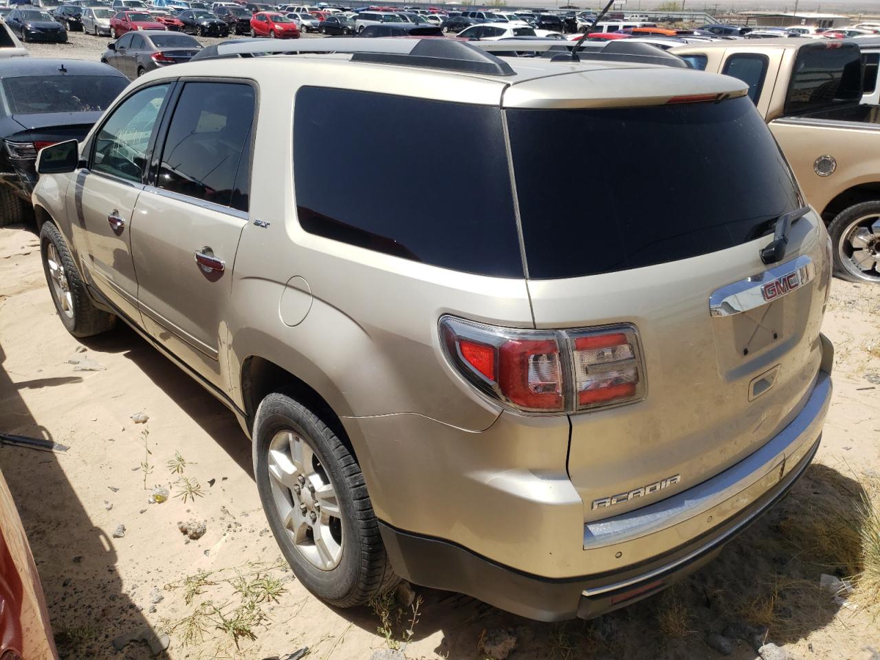 Photo 3 from auction – 2014 GMC ACADIA SLT with VIN 1GKKRRKD8EJ102199