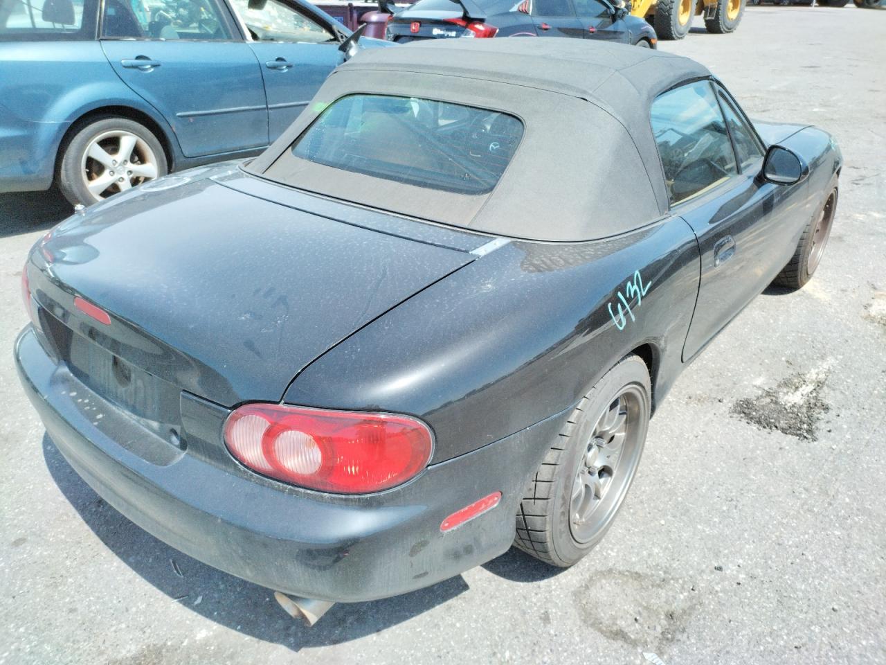 Photo 4 from auction – 2001 MAZDA MX-5 MIATA with VIN JM1NB353X10215469