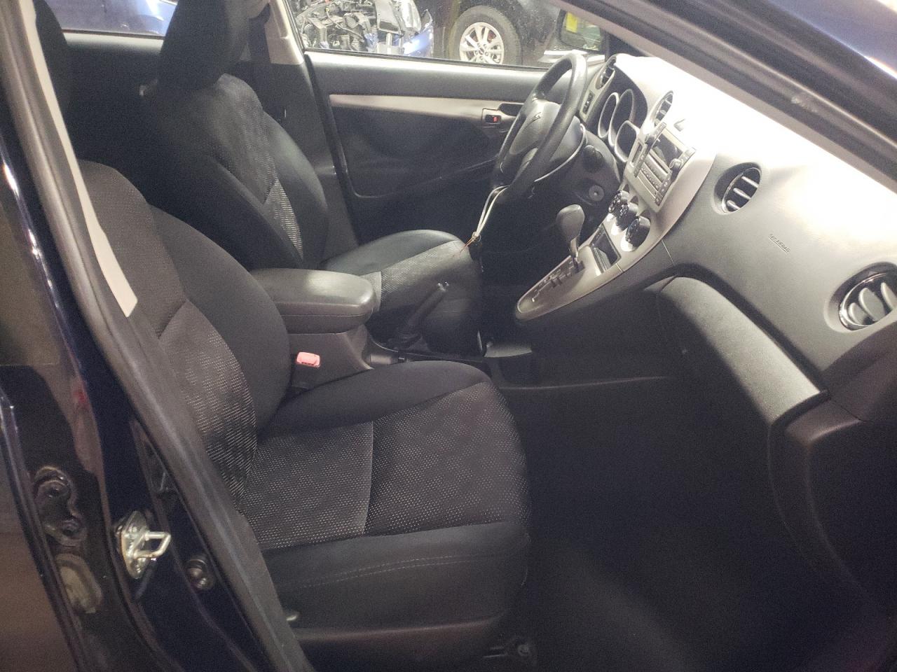 Photo 5 from auction – 2010 PONTIAC VIBE with VIN 5Y2SP6E81AZ405545