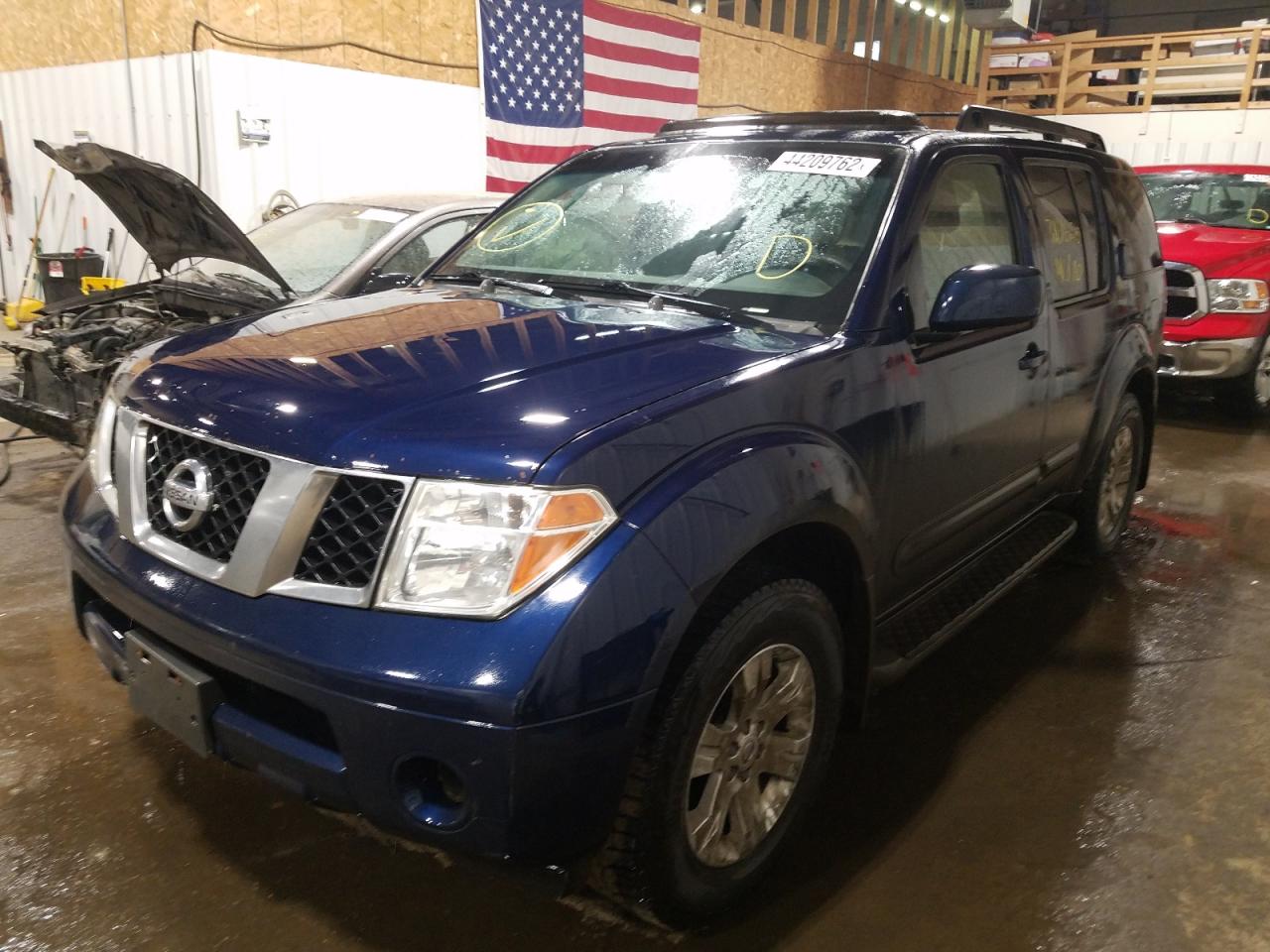 Photo 2 from auction – 2006 NISSAN PATHFINDER with VIN 5N1AR18W36C602516