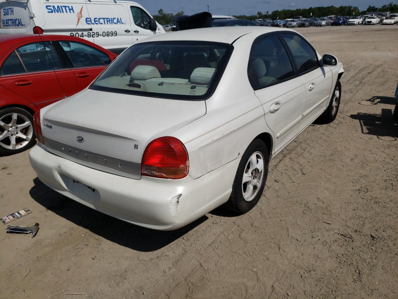 Photo 4 from auction – 2000 HYUNDAI SONATA BAS with VIN KMHWF25V6YA246027